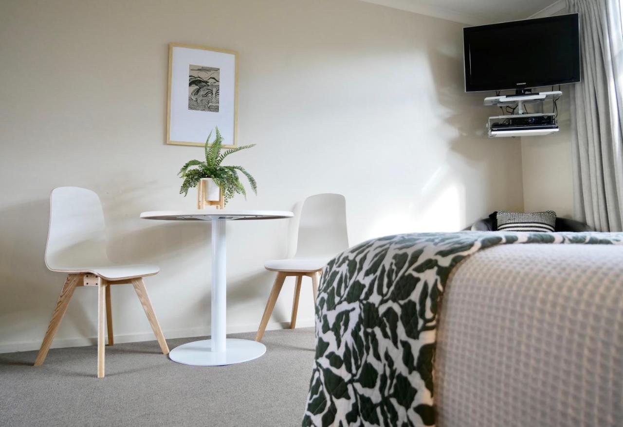 Alpine Lake Motel Taupo Kültér fotó